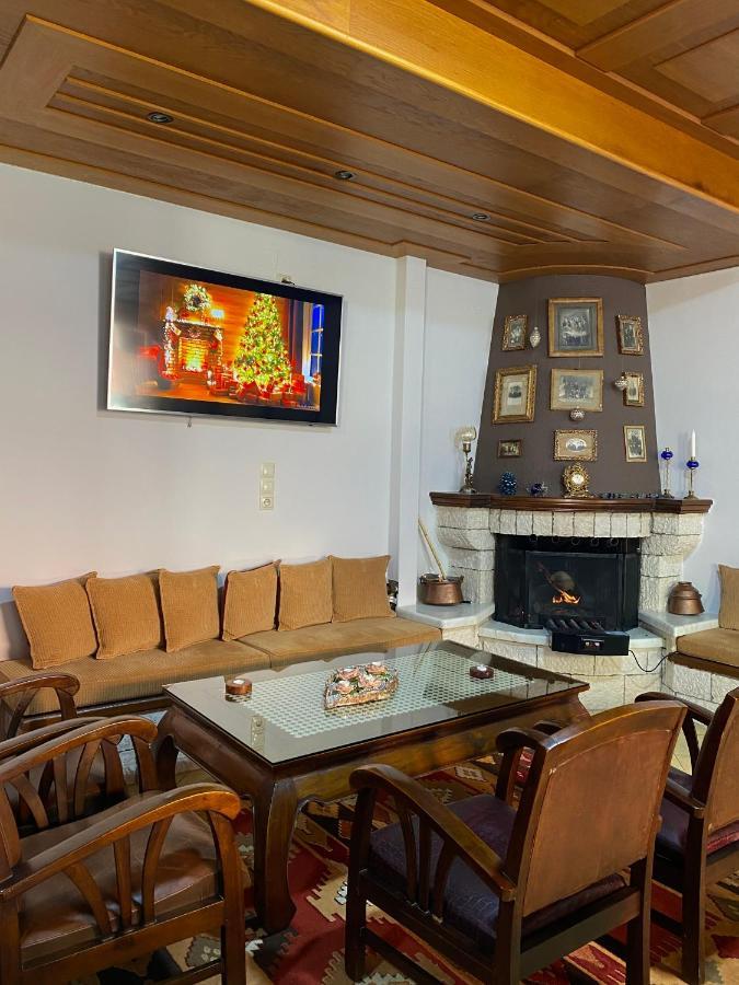 Marianna'S Home Accommodation Карпенисион Экстерьер фото