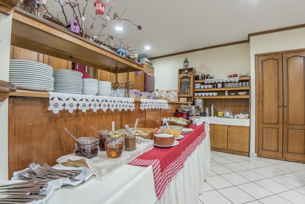 Marianna'S Home Accommodation Карпенисион Экстерьер фото
